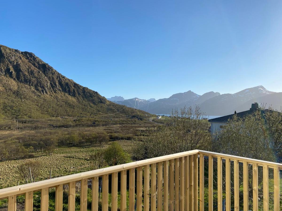 Villa Med Jacuzzi Og Nydelig Utsikt Gravdal (Vestvagoy) Exterior foto
